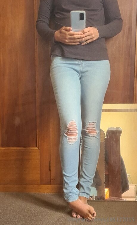 U185127015 nacktheit exklusive bild