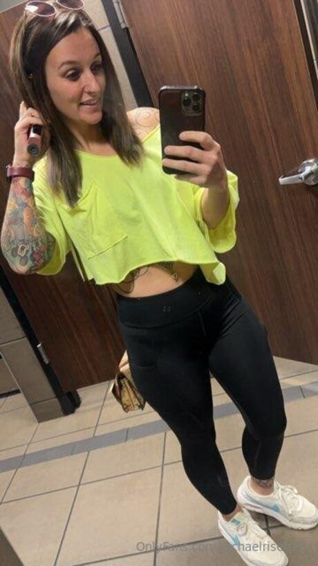 Rachaelrisefree nacktheit hübsche bild