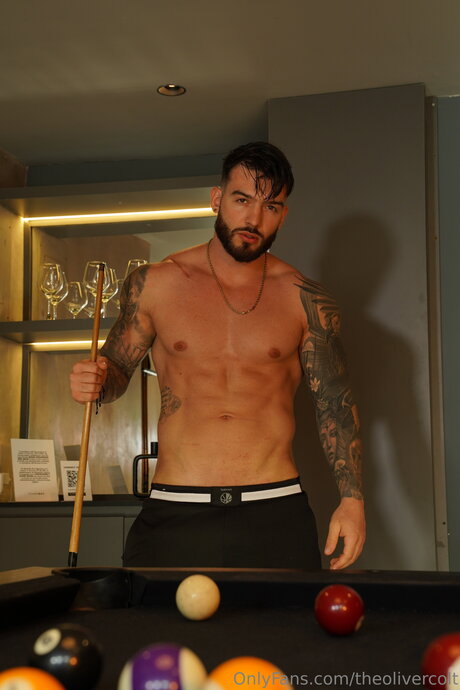 Theolivercolt schauspielerin sexy foto