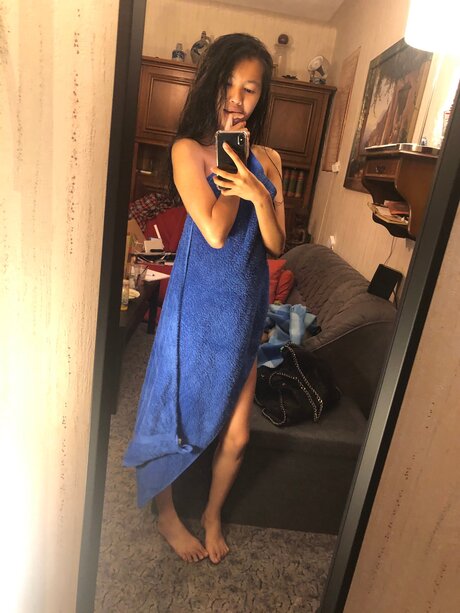 blonde asiatische onlyfans schöne nackten bilder