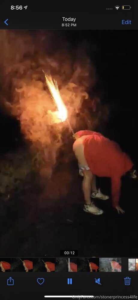 Stonerprincess4life beste nackte foto