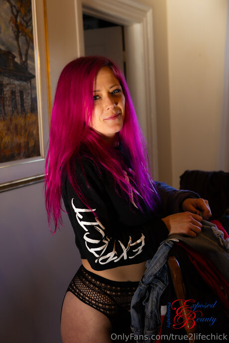 True2lifechick model schöne bilder