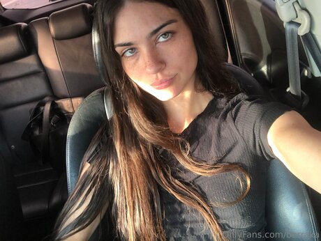 Berraka erotische nackt foto