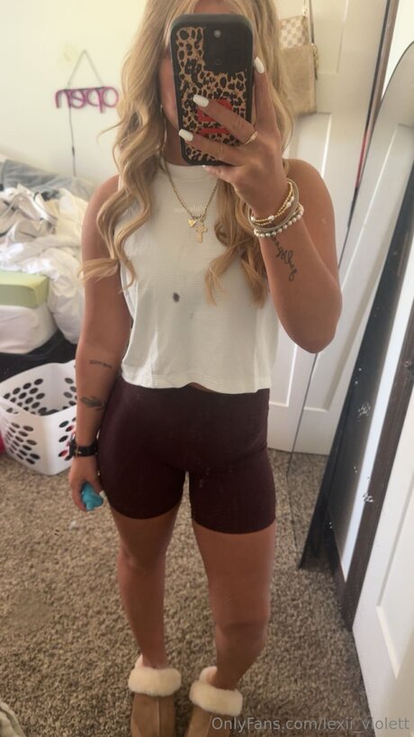 Juliannapeyton top exklusive fotos