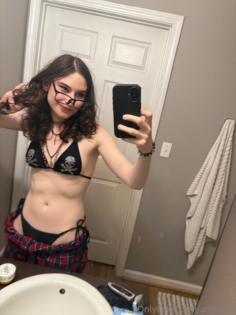 Arikaritv xxx akt galerie