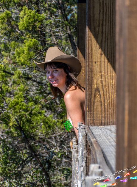 Wanderingcinnamon heiße nette fotos