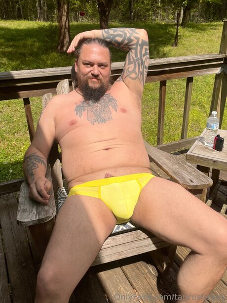 Taurusheavy nackt freie foto