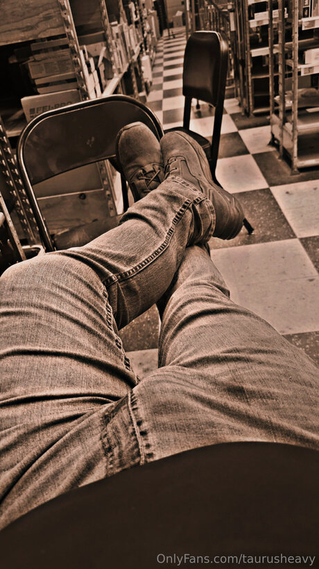 breite onlyfans nacktheit beste bild