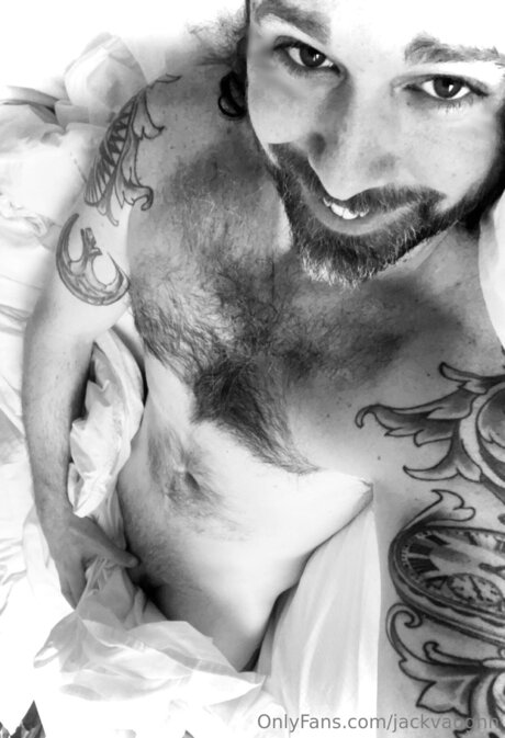 vollbusige blonde onlyfans xxx kunst bild