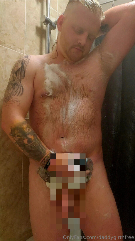 Daddygirthfree erotische nackten bilder