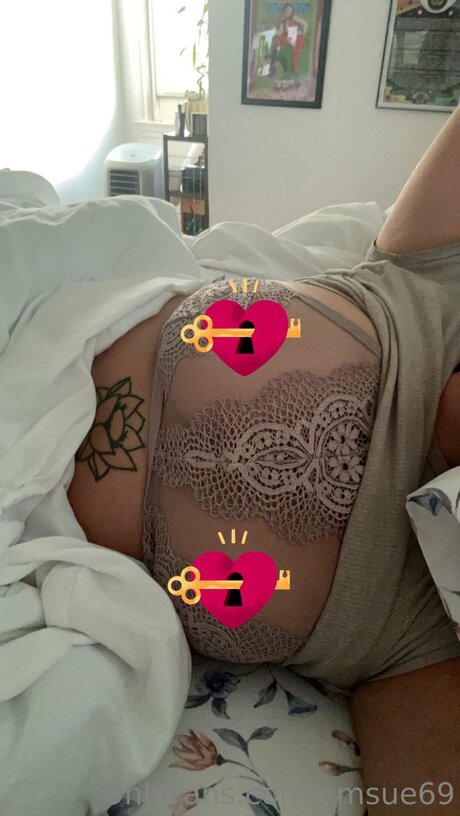 Emsue69 hd nackten archiv