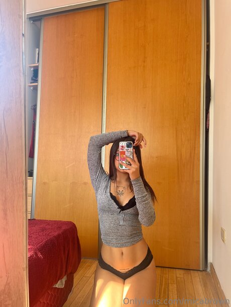 tgirl-onlyfans nacktheit kunst bild