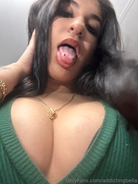 Addictingbella hübsche pornografische galerien