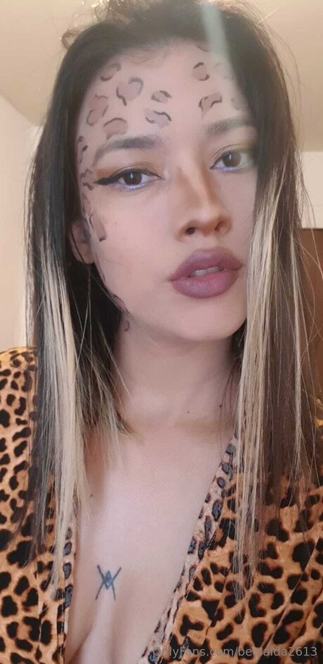 asiatische berühmte onlyfans sexy porno bild