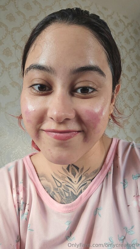 Onlycreatorr9 exklusive hübsche fotos