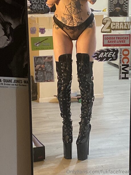 Fukfacefreak erotische nackt bild