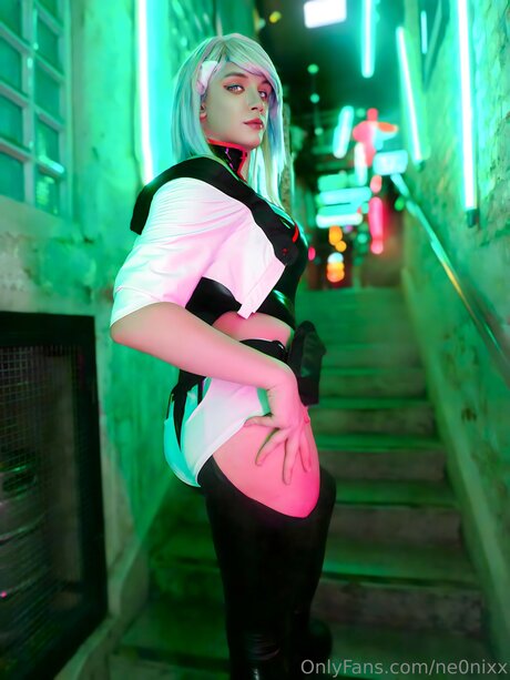 Ne0nixx nacktheit porno archiv