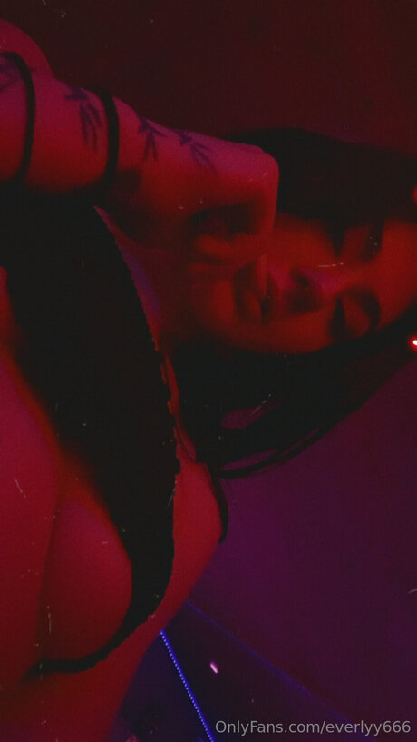 heißeste männliche onlyfans perfekte nackte bilder