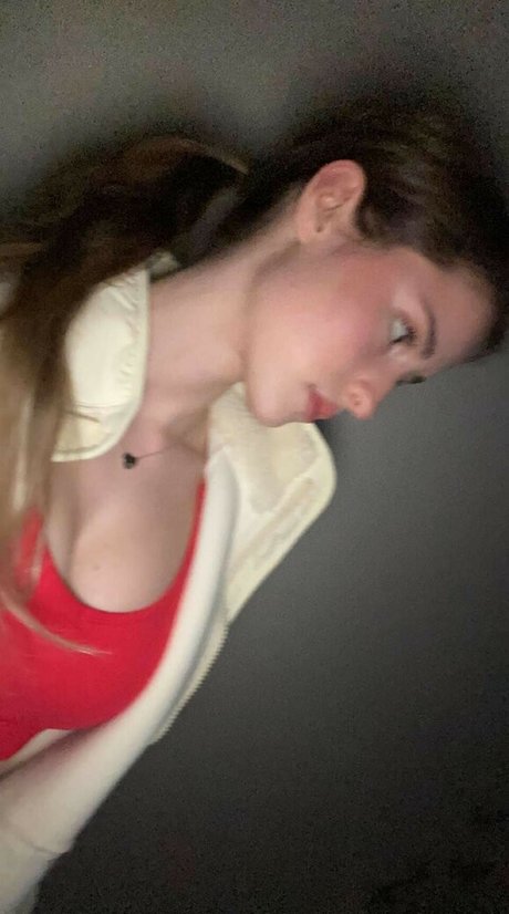 Mira Szalma hübsche nacktheit foto