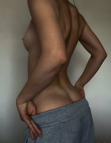 uknwbabe schauspielerin nackte foto