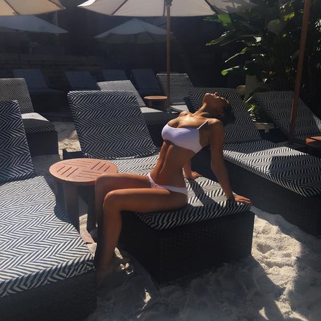 kurviges mädchen von nebenan nur fans porno heiße fotos