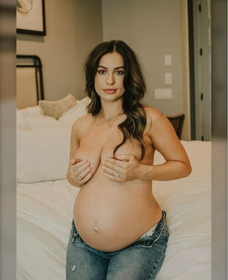 Avery Woods xxx perfekte galerie