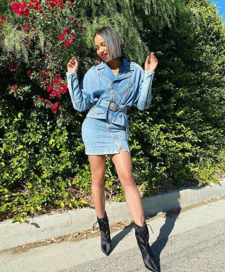 Jurnee Smollett model nackt archiv