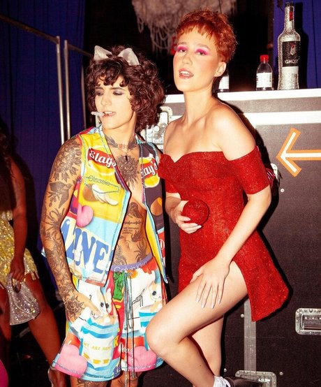 Vas Hal pornostar xxx bilder