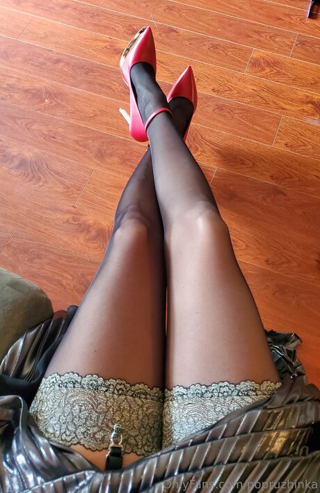 Popruzhinka kunst pornografische galerie