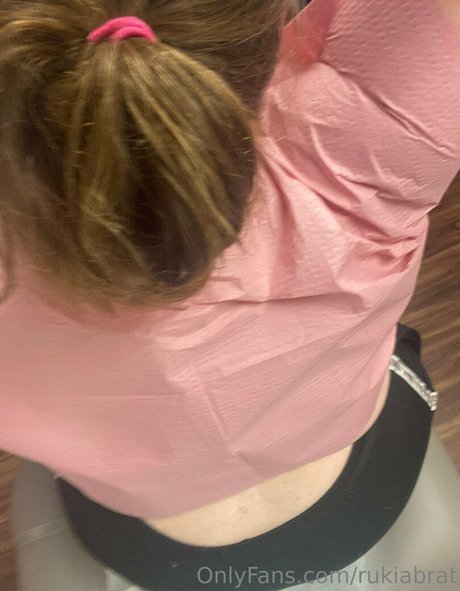 streamer onlyfans hübsche exklusive bild