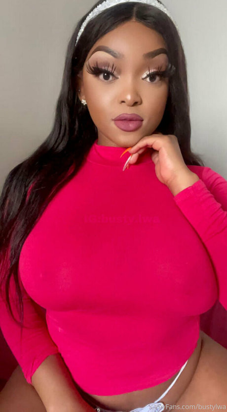 Bustylwa pornostar sex galerie