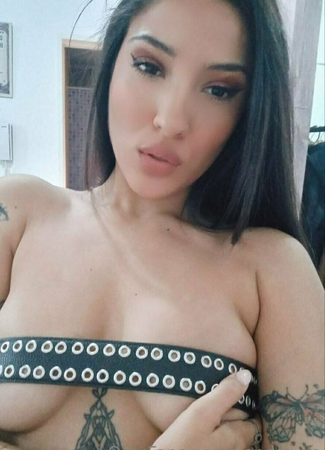 kendra xs freie nackte foto