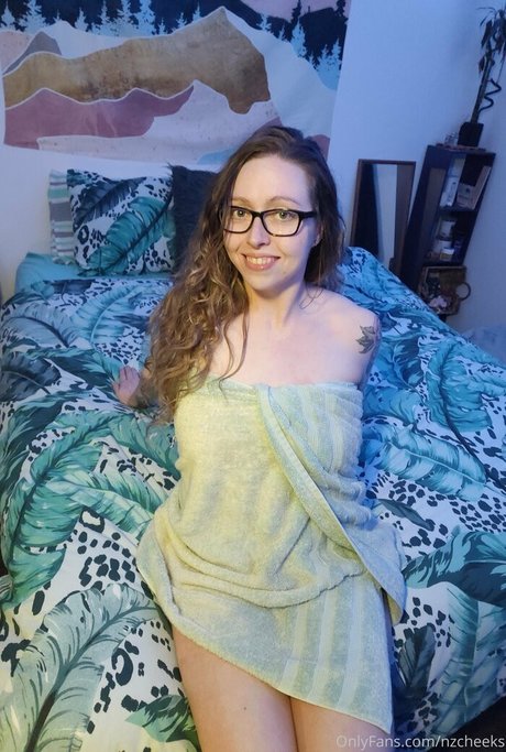 nzcheeks sex pornostar bilder