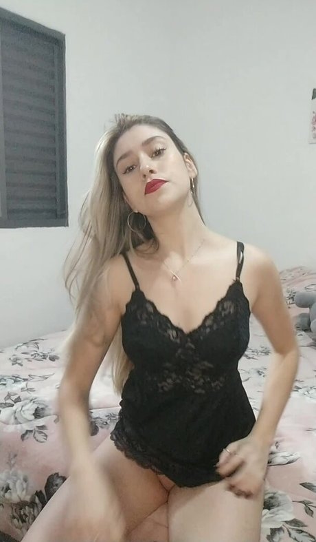 Layllicia nackten foto