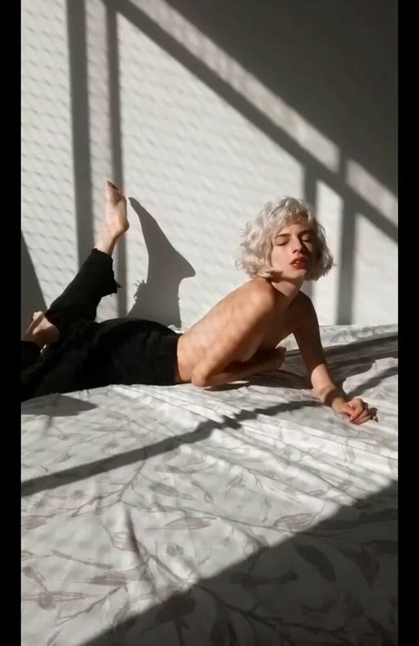 Karina Martins schöne nackte foto