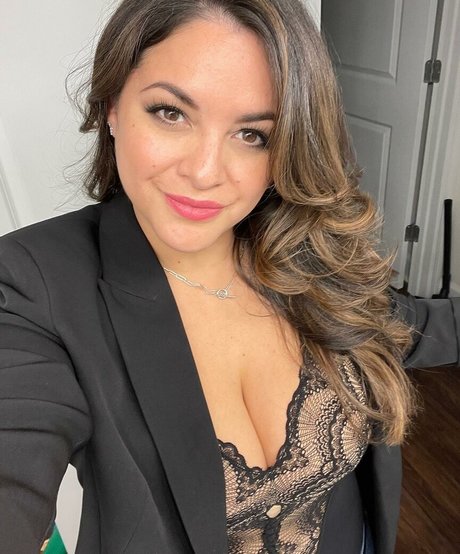 Bella Paz schöne nackt galerie