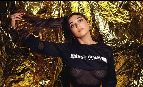 SukeshaRay kostenlose akt galerie