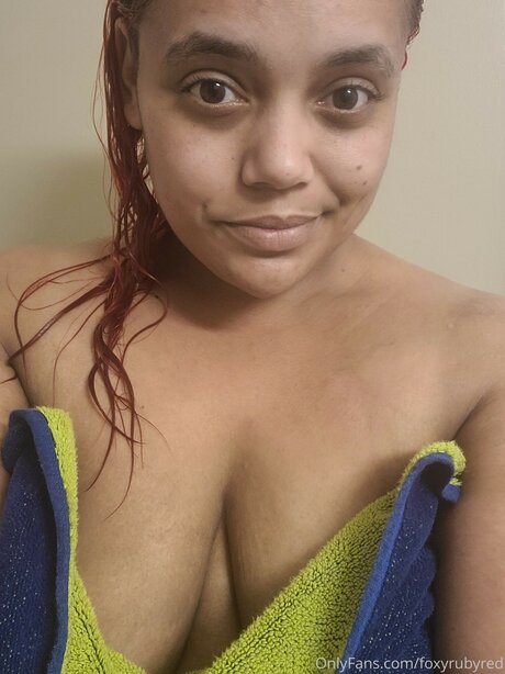 indische milf-onlyfans heiße erotische fotos