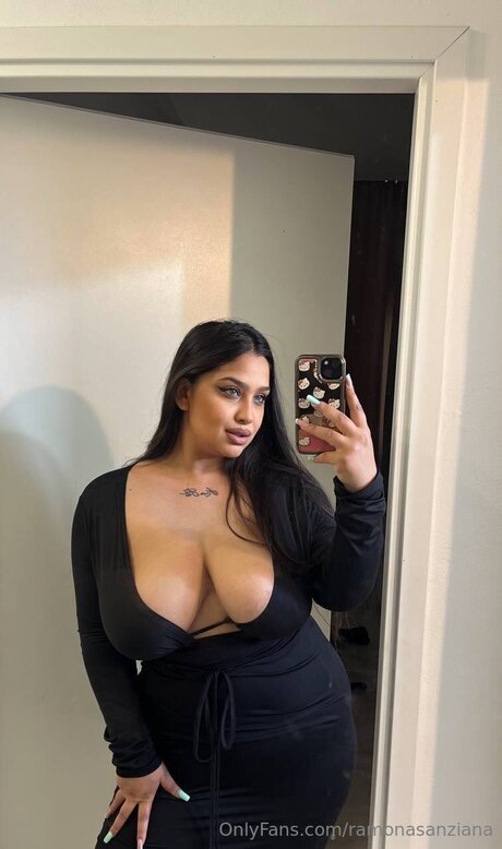 Ramonasanziana freie nacktheit galerien