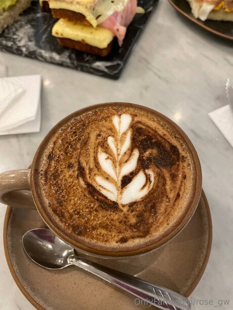 Kindlerose kunst erotische bild