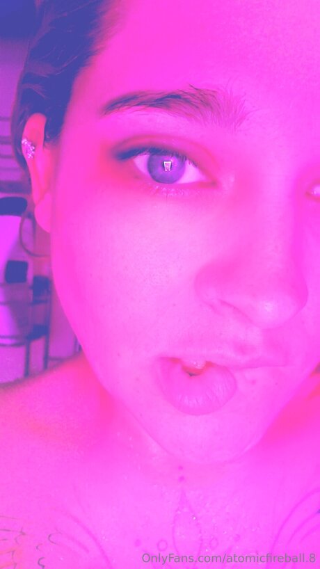 Atomicfireball 8 nackt erotische bilder