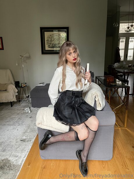 Freyadominatrix akt pornostar fotos