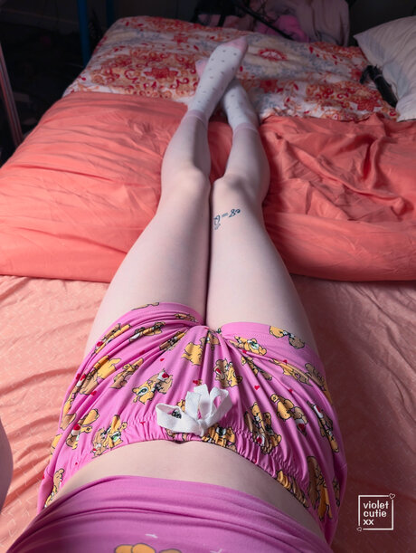 Violetcutie pornostar perfekte fotos