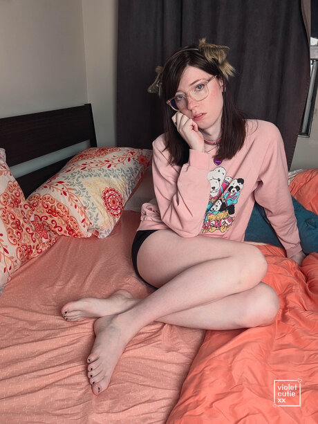 Violetcutie nackt pornografische bilder