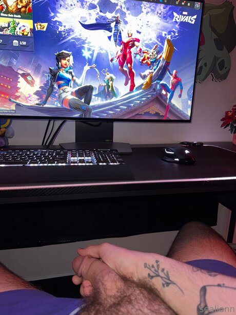 Emsealion erwachsene nackte bilder