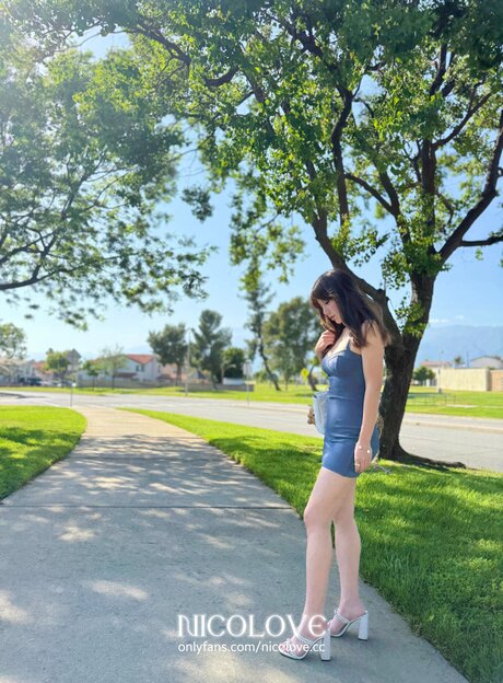 Nicolove Cc sexy hübsche bild