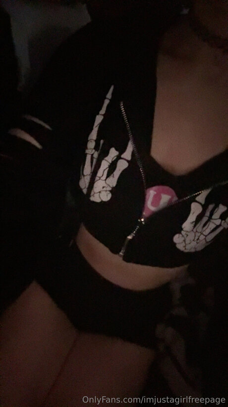 Imjustagirlfreepage model sexy bilder