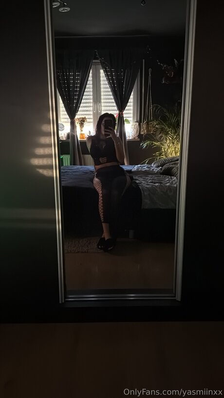 Sweetyasmiin hd hübsche foto