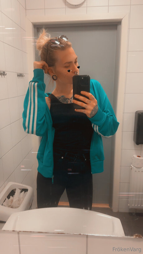 Frokenvarg beste heiße bild