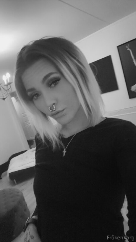 Frokenvarg freie nacktheit foto